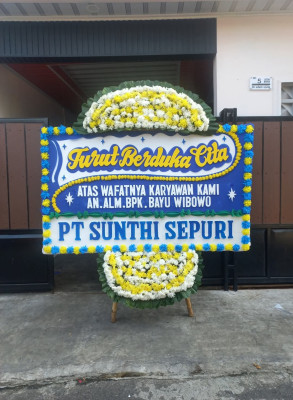 Papan Bunga Duka di Semidang Gumay